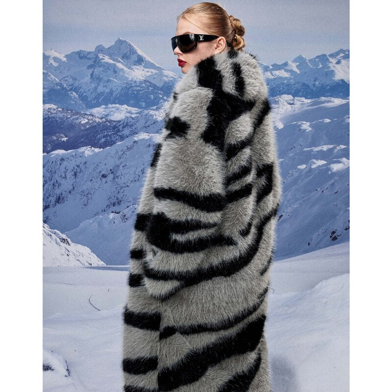 Women's fur coat new fashion zebra fox fur coat long winter leisure and warm