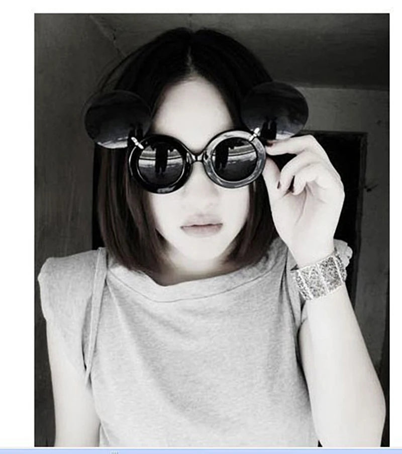 Classic Chic Popular Lady Flip Sunglasses Women