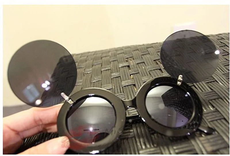 Classic Chic Popular Lady Flip Sunglasses Women