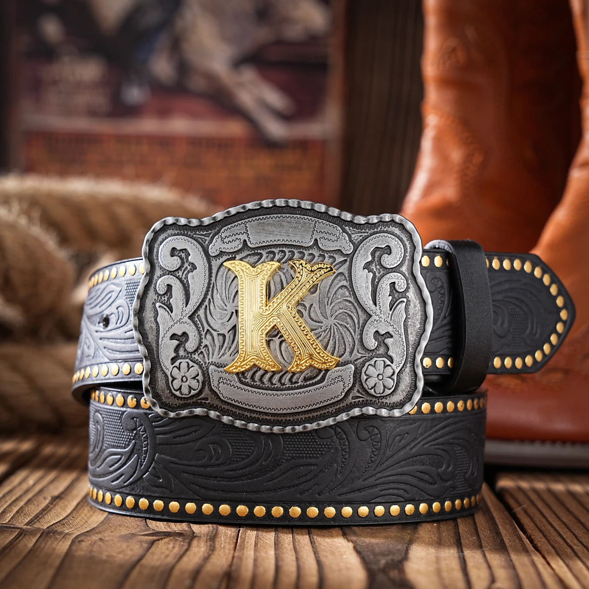 A Western-style PU material belt for both men and women, a casual, retro and classic personalized belt