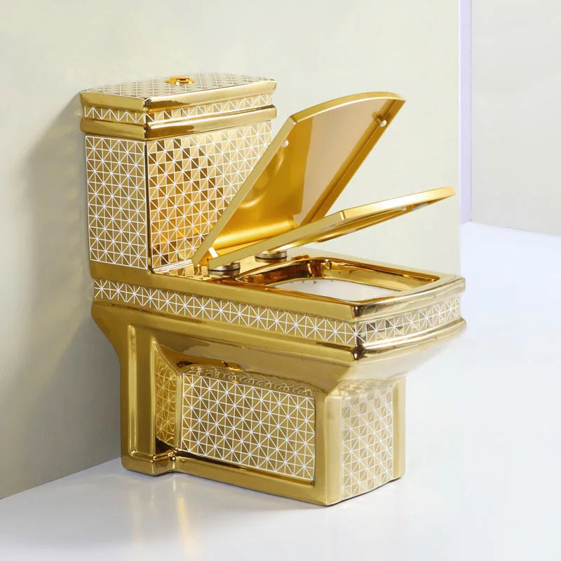 High Quality Square Shape Golden Toilet Bathroom Luxury Ceramic Gold Plated Sanitary Ware Wc Toilet