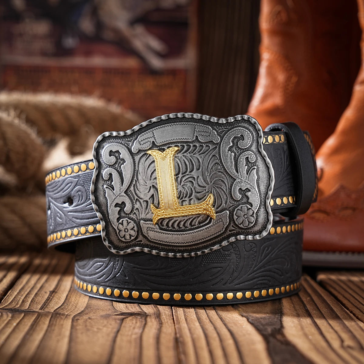 A Western-style PU material belt for both men and women, a casual, retro and classic personalized belt