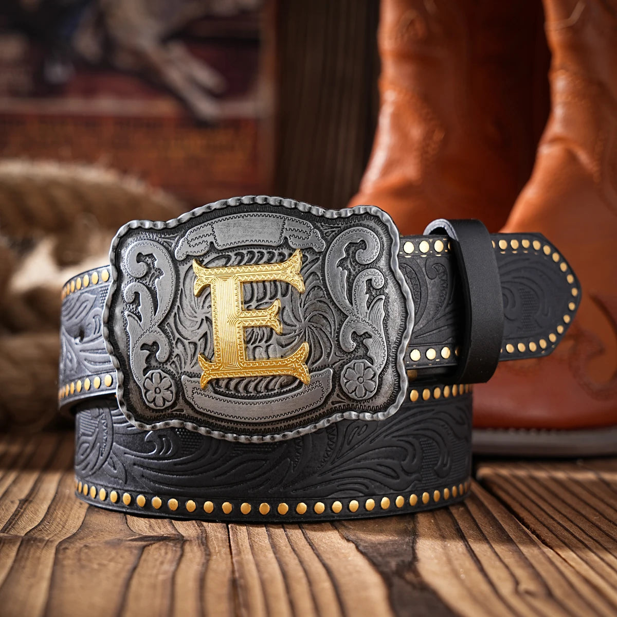 A Western-style PU material belt for both men and women, a casual, retro and classic personalized belt