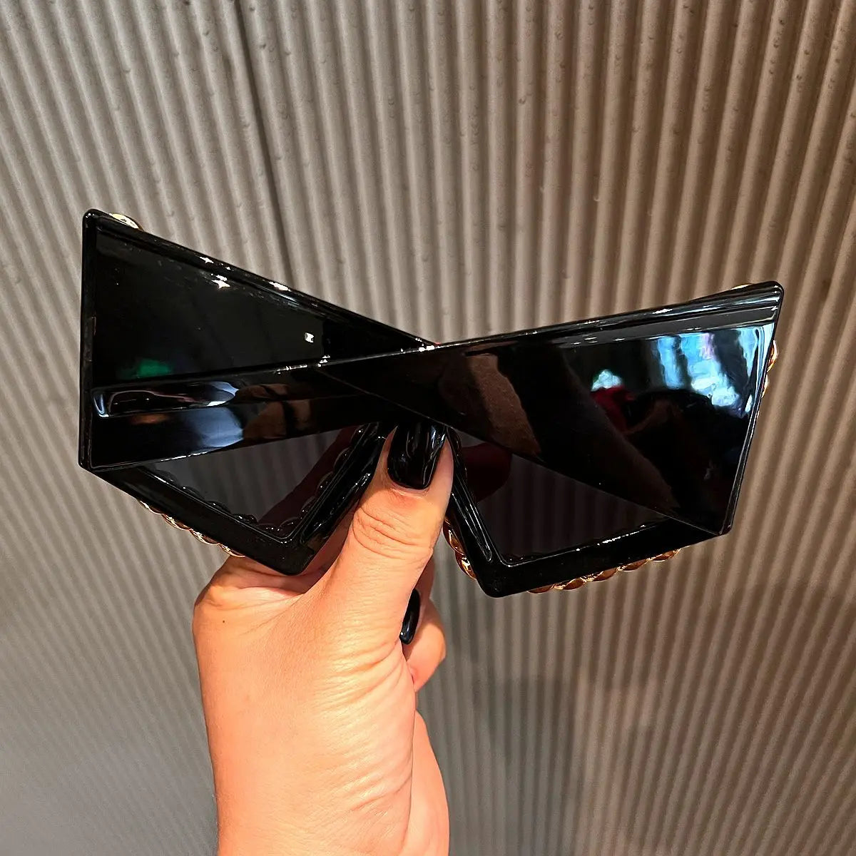 Luxury Cat Eye Chain Sunglasses for Women