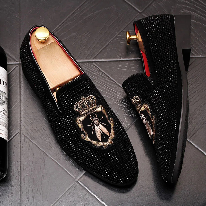 New Fashion Men Pointed Rivet Embroidery Rhinestone Casual Oxford Shoes Wedding Groom Driving Homecoming Business Footwear