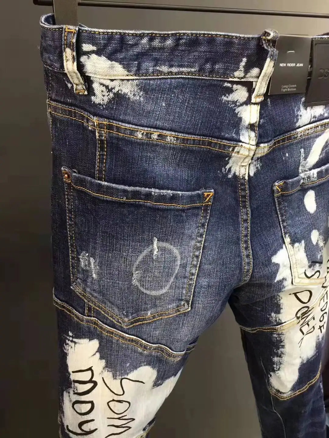 Spring Summer D2 Trendy Men's Distred Patch 3D Cutting fiti Print Slim Elastic Ankle Jeans Casual Busin Casual