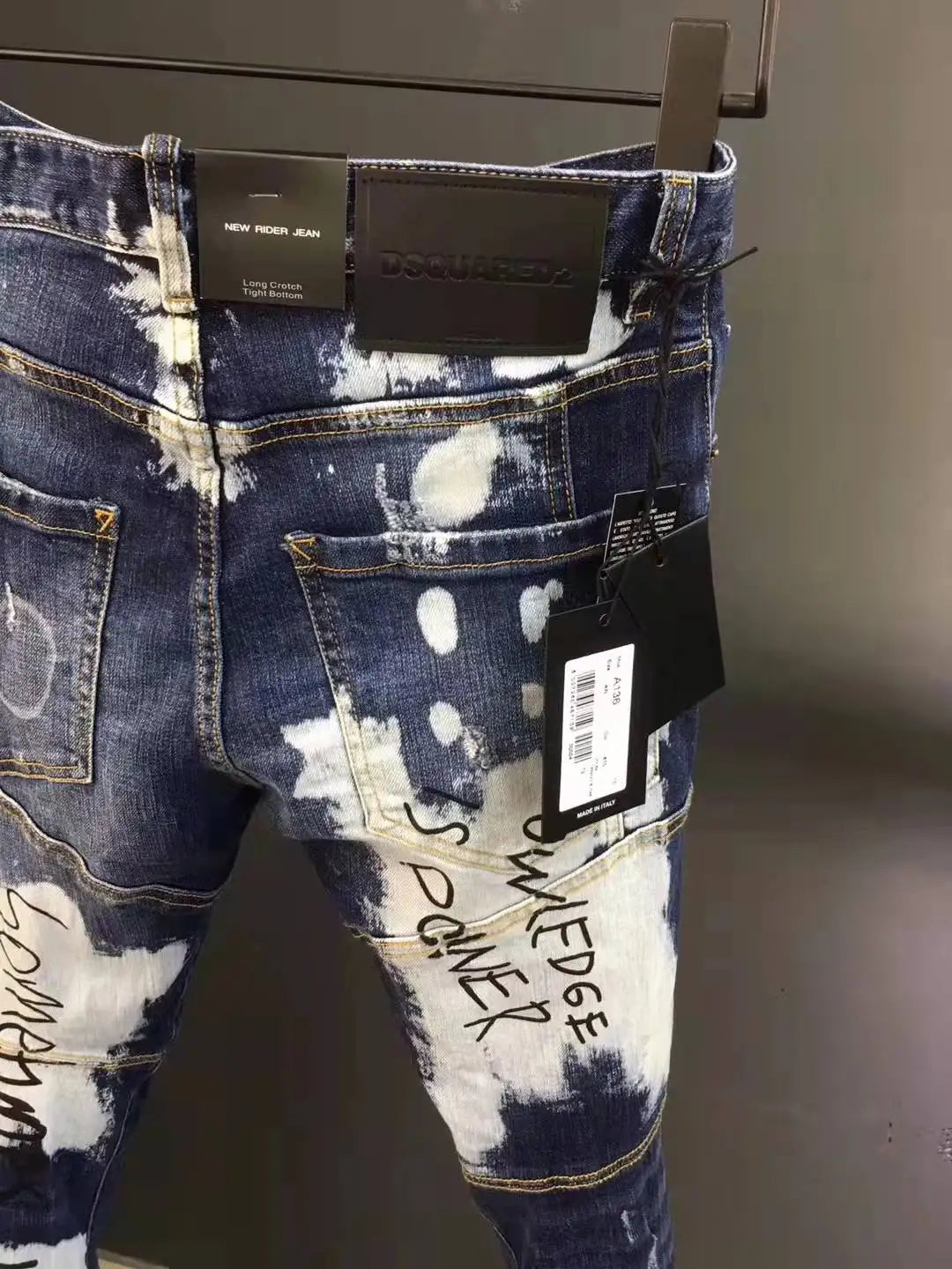 Spring Summer D2 Trendy Men's Distred Patch 3D Cutting fiti Print Slim Elastic Ankle Jeans Casual Busin Casual