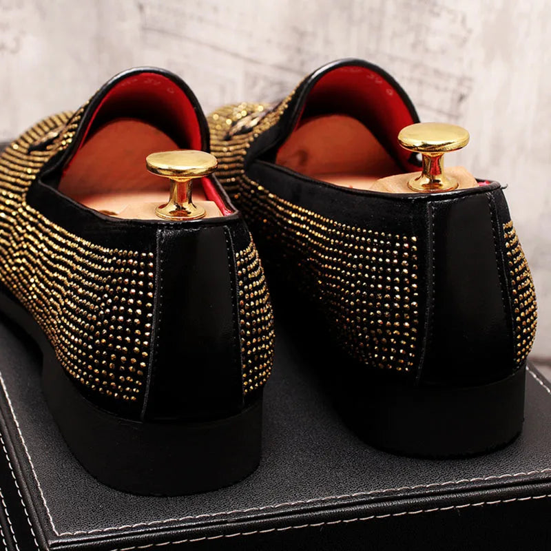 New Fashion Men Pointed Rivet Embroidery Rhinestone Casual Oxford Shoes Wedding Groom Driving Homecoming Business Footwear