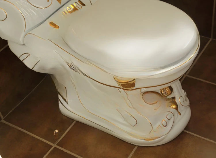 *European-Style Gold Toilet Embossed Gold Ceramic Handmade Luxury High-End Toilet