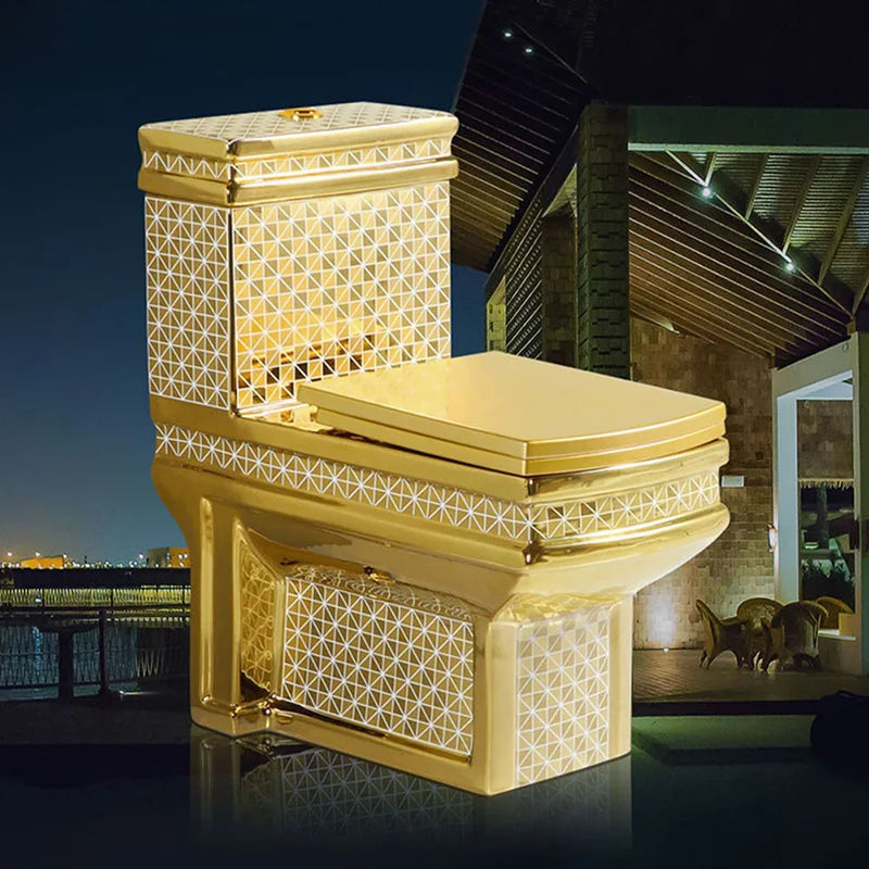 High Quality Square Shape Golden Toilet Bathroom Luxury Ceramic Gold Plated Sanitary Ware Wc Toilet