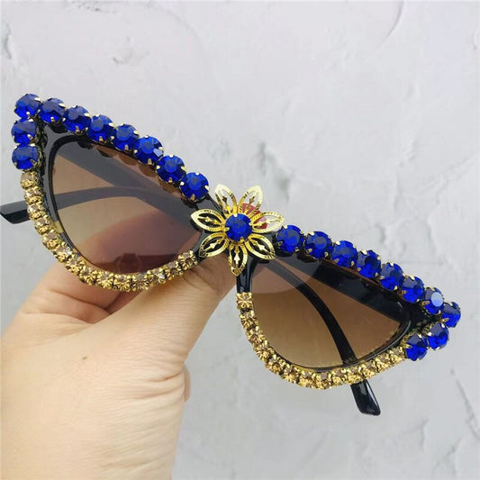 Diamond Sunglasses For Women Luxury Brand Cat Eye Crystal Flower Sun Glasses Black Vintage Rhinestone Glasses
