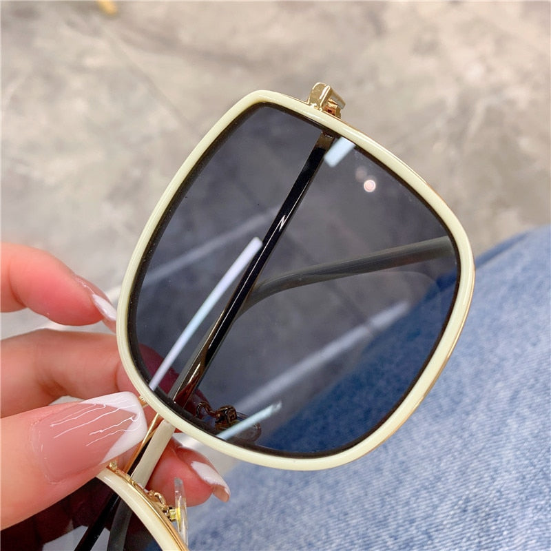New Fashion Square White Black Sunglasses Retro Vintage Sun Glasses Oversize Shades Glasses UV400 for Women